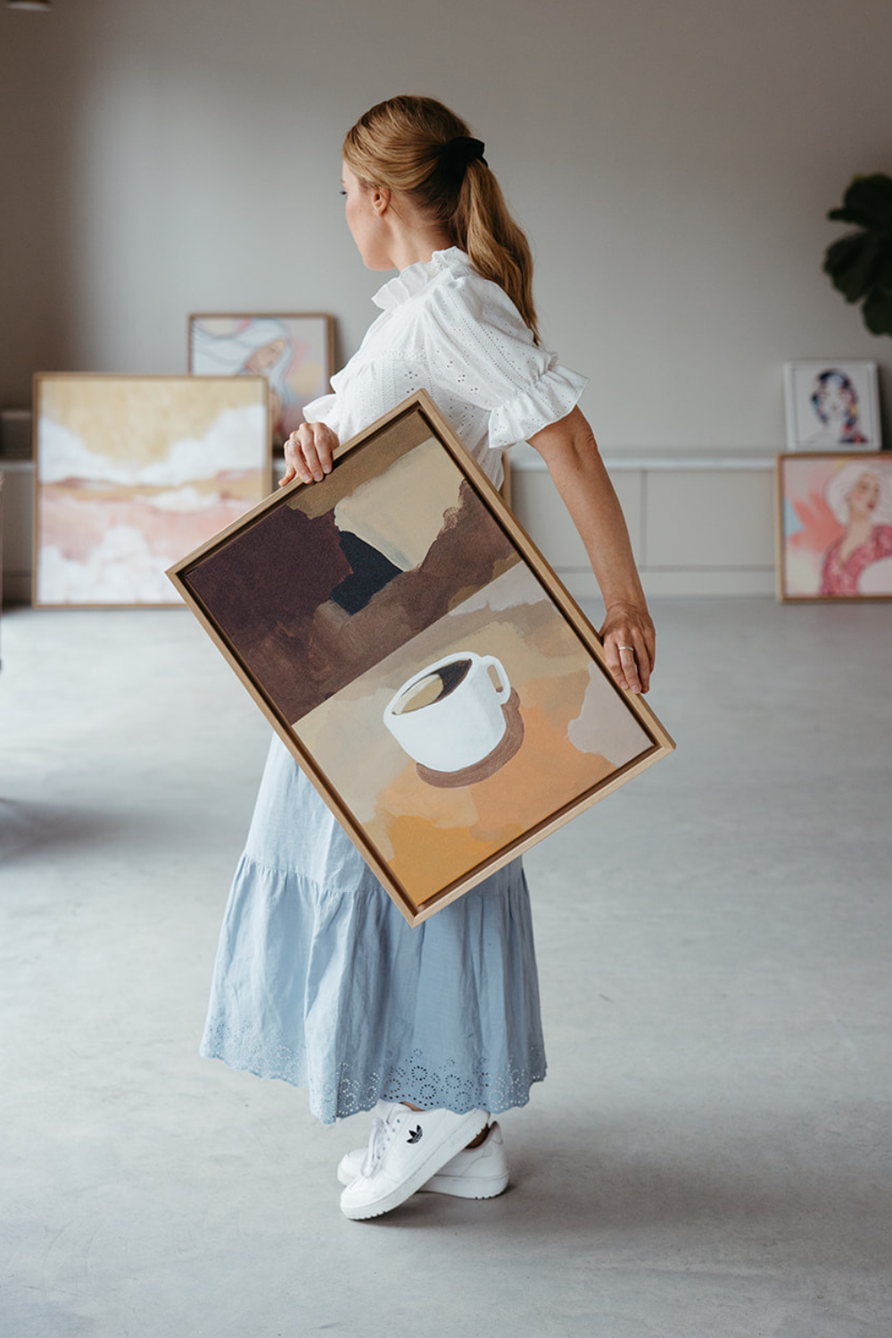 MORNING COFFEE - CANVAS PRINT